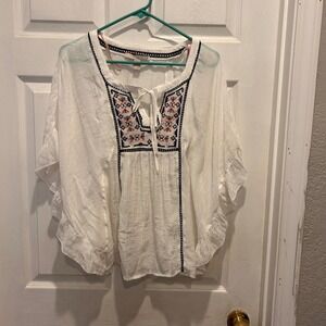 Forever 21 White Embroidered Top Flowy Ruffle Sleeve Boho Blouse Large Fairy‎